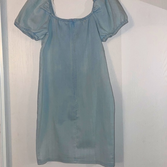 Dress - Picture 3 of 3